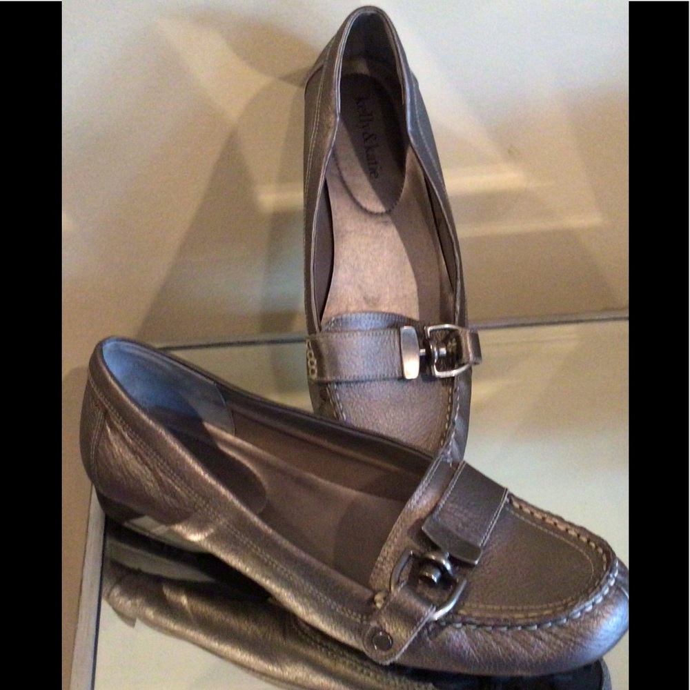 Kelly & Katie women’s flats